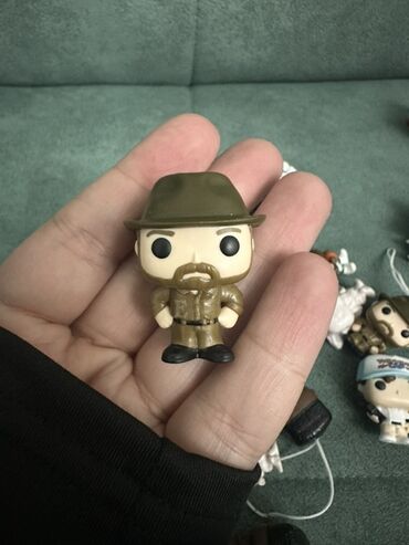 Heykəlciklər: Kinder Joy Stranger Things funko fiqurları satılır!!! — 14