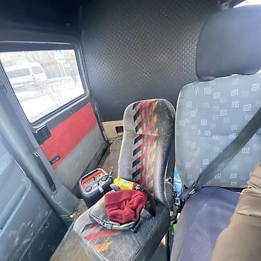 Mercedes-Benz: Mercedes-Benz Спринтер: 2002 г., 2.2 л, Механика, Дизель, Бус — 6