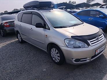 асд 2: Toyota Avensis Verso: 2003 г., 2 л, Механика, Дизель, Минивэн — 4