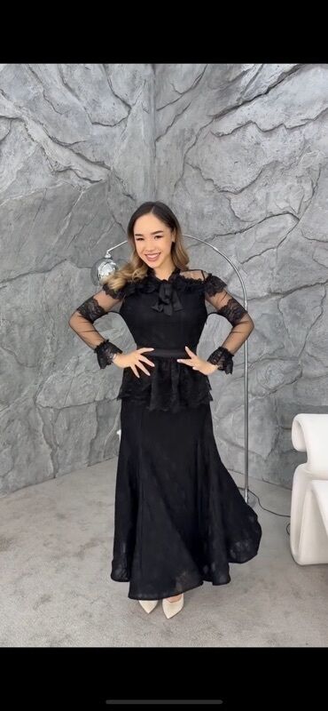 Вечерние платья: Вечернее платьеженские платья Любое платье за 2500 сом Размеры — 4