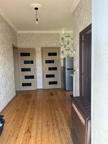 Həyət evləri və villaların satışı: Bakıxanov qəs. 5 otaqlı, 110 kv. m, Kredit yoxdur, Orta təmir — 9