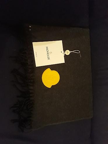 Kape i aksesoari: Moncler, One size, bоја - Crna — 9