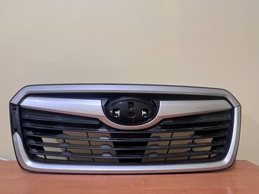 Решетки радиатора: Решетка радиатора Subaru 2020 г., Б/у, Оригинал