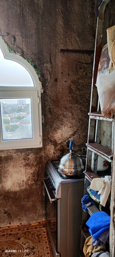 Köhnə tikili: Bakı, Bakıxanov qəs., 3 otaqlı, Köhnə tikili, m. Neftçilər, 70 kv. m — 13