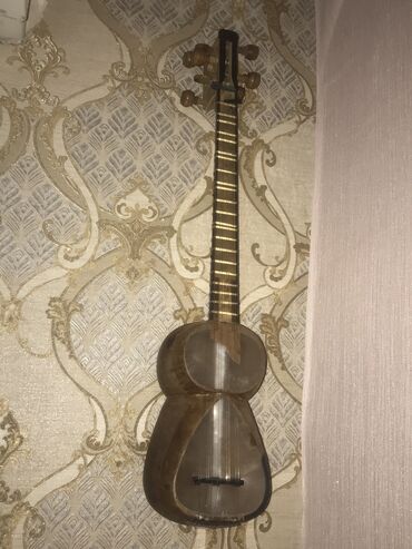 Digər: Qedmi tar,senetkar tari