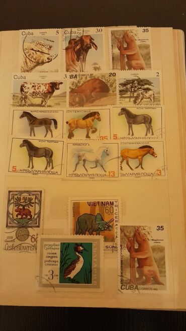 Markalar: Старинные марки. 1 штука-2 маната. Всего 163 штуки. Есть ещё советские — 6