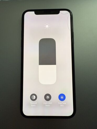 Apple iPhone: IPhone X, 64 GB, Space Gray, Face ID — 8