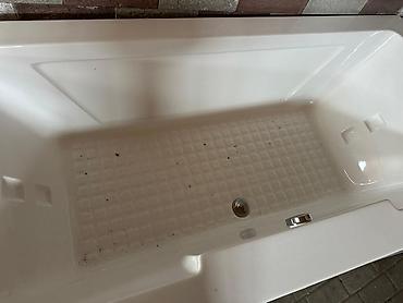 xrom acar: Akrilik vanna – düzbucaqlı dizayn, ön panel ilə - Material: yüksək — 2