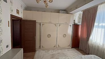 divar rəfləri: İşlənmiş, 3 qapılı, Bej, Kupe, Düz dolab — 2
