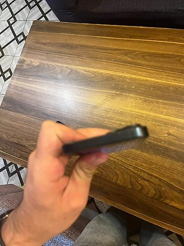 Mobil telefonlar: IPhone 14, Qara — 7