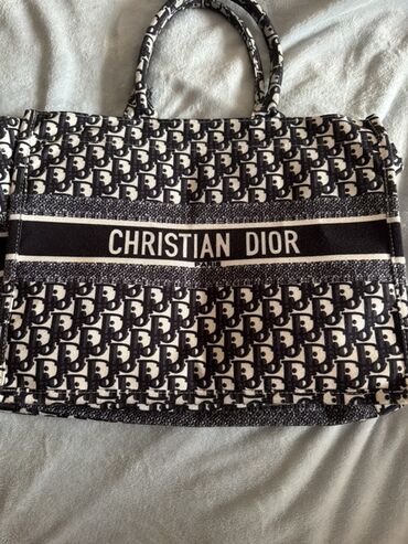 Çantalar: Əl çantası, Christian Dior, İşlənmiş
