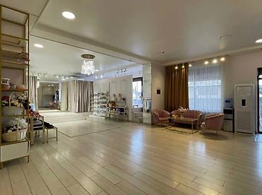 jack 4: 🏢 Коммерческое помещение — 151 м² 📍 Бишкек 1 этаж из 10 Площадь: 151 — 5