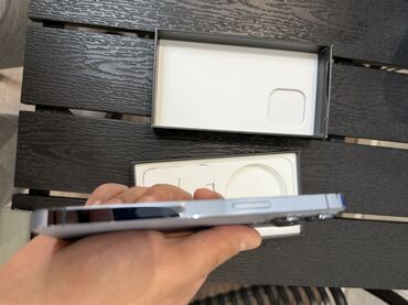 Apple iPhone: IPhone 13 Pro, 256 GB, Sierra Blue, Face ID — 6