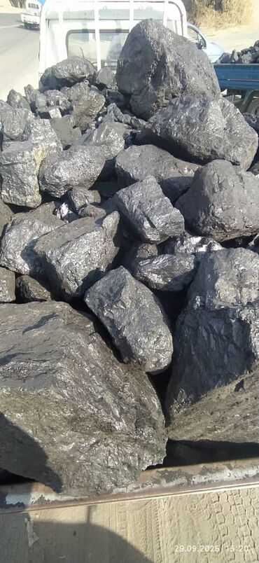 Уголь другого месторождения: Уголь каменный в мешках - Фракции: крупнокусковой (видны камни 5–25+ — 2