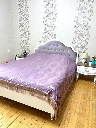 carpayı qatlanan: Yataq otağı mebel dəsti Tərkibi: - 6 qapılı iri geyim dolabı: ortada — 3