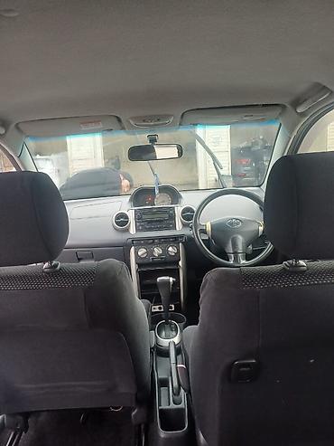 Toyota: Toyota Ist: 2004 г., Автомат, Бензин, Хэтчбэк at lalafo.kg — 11 Toyota: Toyota Ist: 2004 г., Автомат, Бензин, Хэтчбэк — 11