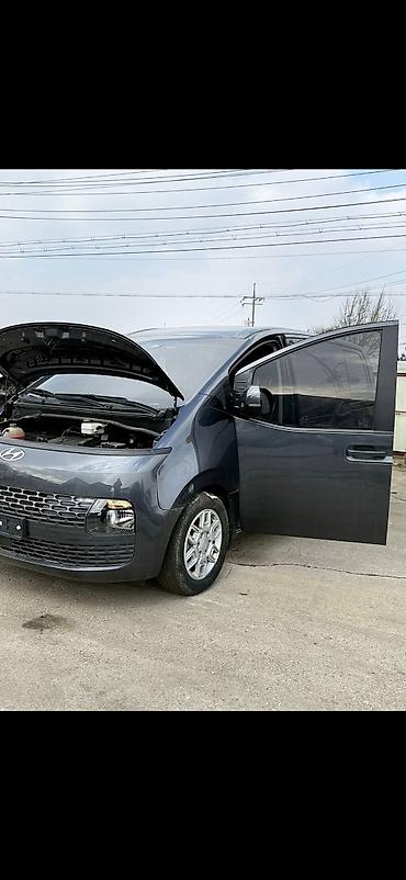 Hyundai: Hyundai Staria: 2022 г., 3.5 л, Автомат, Газ, Минивэн — 17