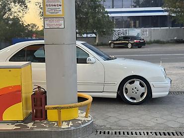 mercedes benz c class 2002: Mercedes-Benz E-класс AMG: 2002 г., 5.5 л, Автомат, Бензин, Седан — 2