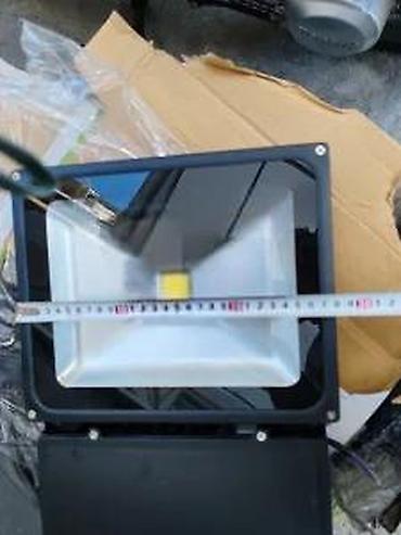 Rasveta: Led reflektor više vrsta sa senzorom pokreta RGB. REFLEKTOR STARA — 10