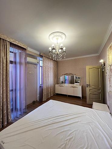 Долгосрочная аренда квартир: 3 комнаты, Риэлтор, Без подселения, С мебелью полностью — 9