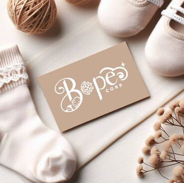 Графические дизайнеры: Графический дизайнер — 12