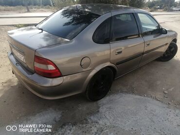 lokbatanda tecili satilan evler: Opel Astra: 1.8 l | 1999 il | 29999 km Sedan