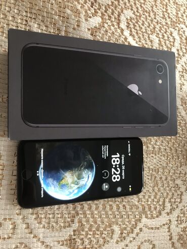 Apple iPhone: IPhone 8, 64 GB, Space Gray, Barmaq izi