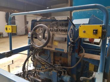 Асфальтоукладчики: Промышленный Асфальт укладчике 2004го года выпуска-платформа синего at lalafo.kg — 3 Асфальтоукладчики: Промышленный Асфальт укладчике 2004го года выпуска-платформа синего — 3