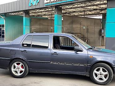 wolksvagen: Volkswagen Vento: 1992 г., 1.8 л, Механика, Бензин, Седан — 6