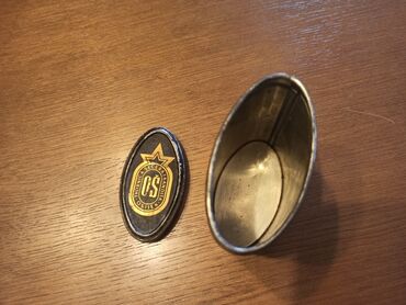 Staro posuđe i escajg: Dve autentične stare limene kutije od slatkiša "JOSIP KRAŠ" i "PLAVI — 16