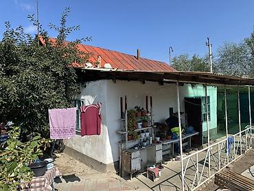 продаю с: - Есть возможность обмена на дом или дачу(1-2комн) в Бишкеке,любые — 8