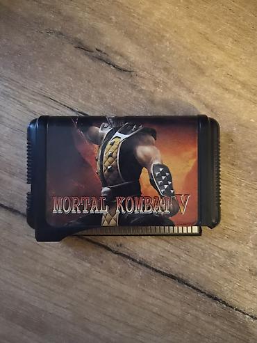 Digər oyun və konsollar: Sega Mega Drive (Genesis) üçün oyun kartricləri satılır. Biri 8 manat — 2