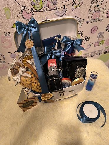 Hədiyyələr: Hədiyyə qutuları və tematik setlər - Şirniyyat qutuları: Bölməli — 28