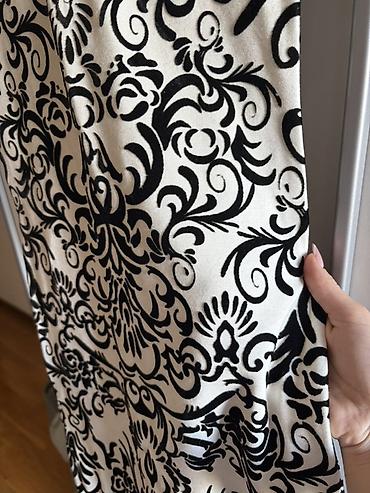 mango sandale: Elegantna midi haljina sa baršunastim žakard aplikacijama - Kroj — 3
