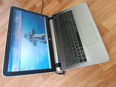 HP: AMD A8, 6 GB OZU, 15.6 " — 8