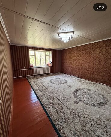 купить дом в бишкеке в рассрочку: Дом, 100 м², 7 комнат, Собственник, Старый ремонт