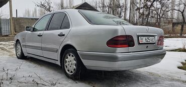 мерседес 1517: Mercedes-Benz E-Class: 1999 г., 2.2 л, Механика, Дизель, Седан