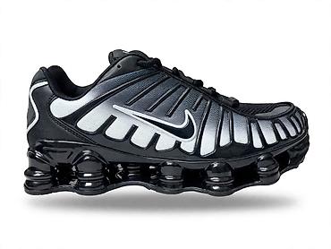 sapa u srcu: Nike Shox TL – muške patike za trčanje i svakodnevno nošenje - Kultni — 1