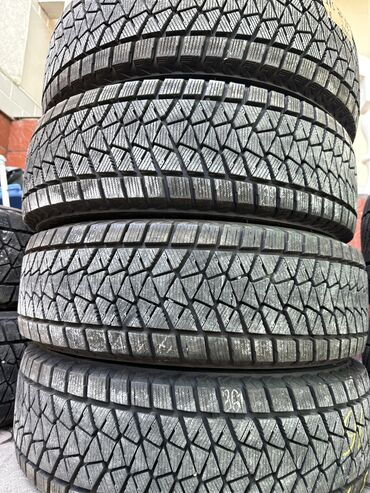 Шины: Шины 215 / 70 / R 16, Зима, Б/у, Комплект, Легковые, Bridgestone