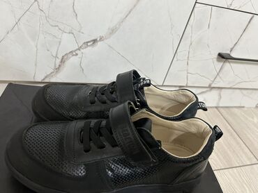 обувь 19 размер: Кроссовки Размер 38 Разгрузка гардероба в связи переездом В хорошем