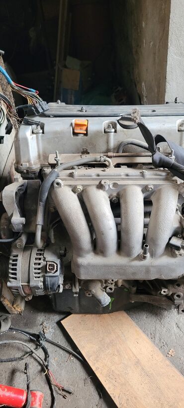 krovat s 2 let: Бензиновый мотор Honda 2.4 л, Б/у, Оригинал, Япония