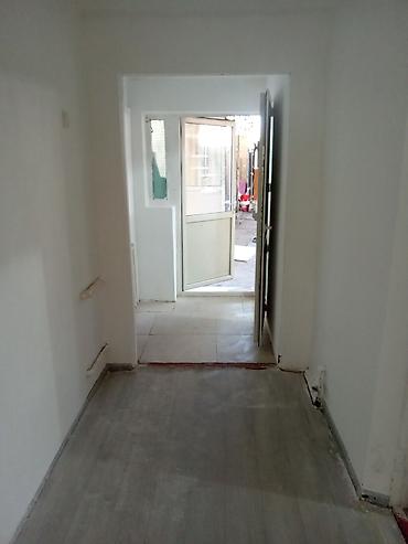 Аренда помещений свободного назначения: Сдаётся помещение с двумя изолированными комнатами.Район Кызыл-Аскер — 6