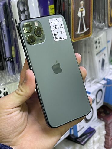 Apple iPhone: IPhone 11 Pro, Б/у, 256 ГБ, Зеленый, Зарядное устройство, Защитное стекло, Чехол, В рассрочку, 100 %