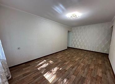 5: 2 комнаты, 43 м², 104 серия, 1 этаж — 4
