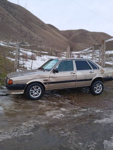 Audi: Audi 80: 1985 г., 1.8 л, Механика, Бензин, Седан