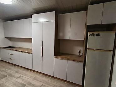 silver kitchen: Кухонный гарнитур в современном стиле - Прямая планировка по длинной — 4