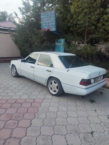 mercedesbenz w124 валчок: Mercedes-Benz W124: 1992 г., 2 л, Механика, Бензин, Седан