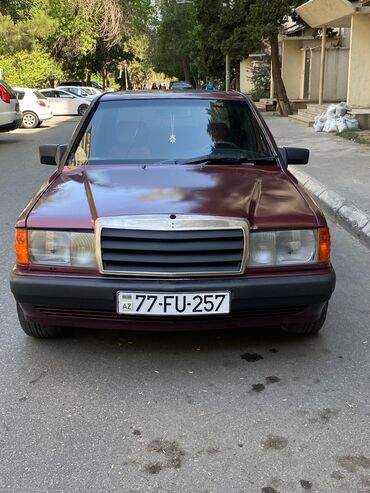 190 dizel mercedes: Mercedes-Benz 190: 2 l | 1991 il Sedan