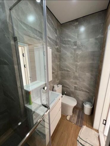 сдаю квартиру в районе пишпек: 1 бөлмө, 35 кв. м, 106-серия, 5 кабат, Евроремонт