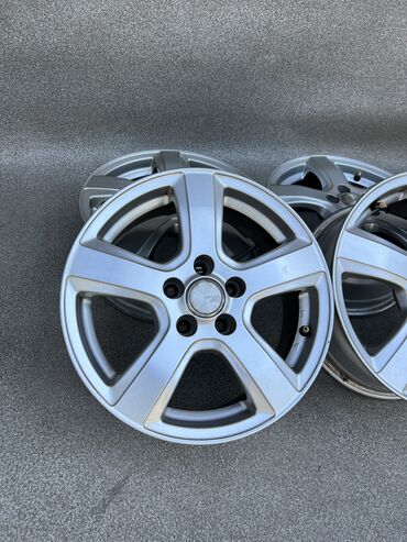 Диски: Литые Диски R 15 Комплект, отверстий - 5, Б/у — 8